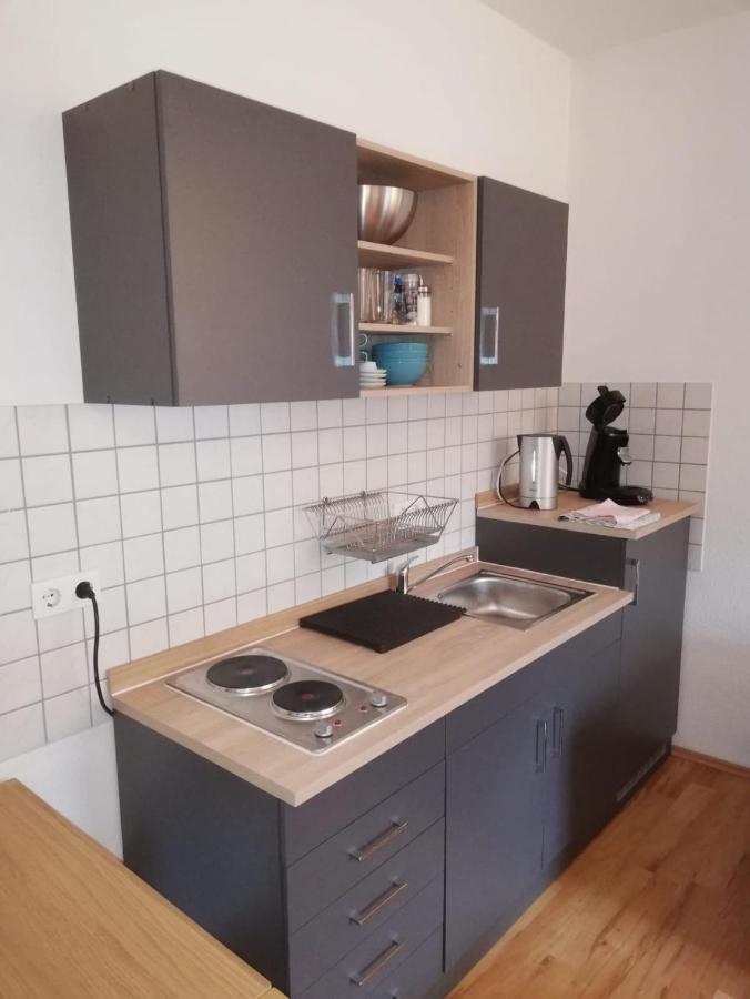 Ferienwohnung - Apartment Mit Balkon In Halle-Saale, Trotha Halle  Zewnętrze zdjęcie